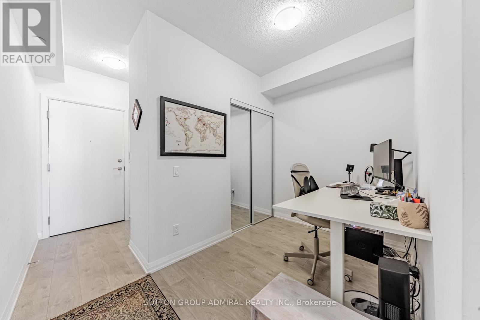 2812 - 7895 Jane Street Property Photo 5