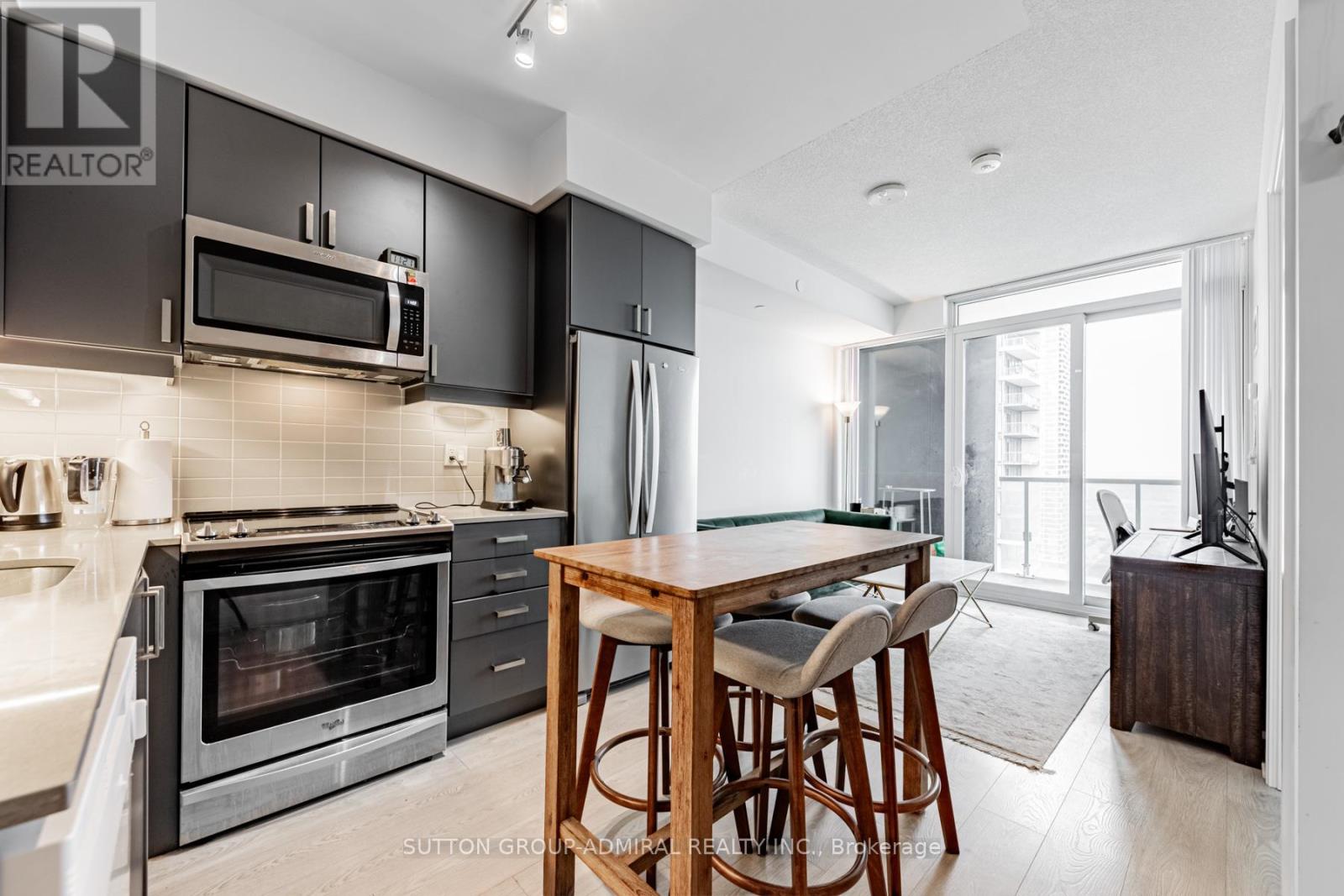 2812 - 7895 Jane Street Property Photo 15
