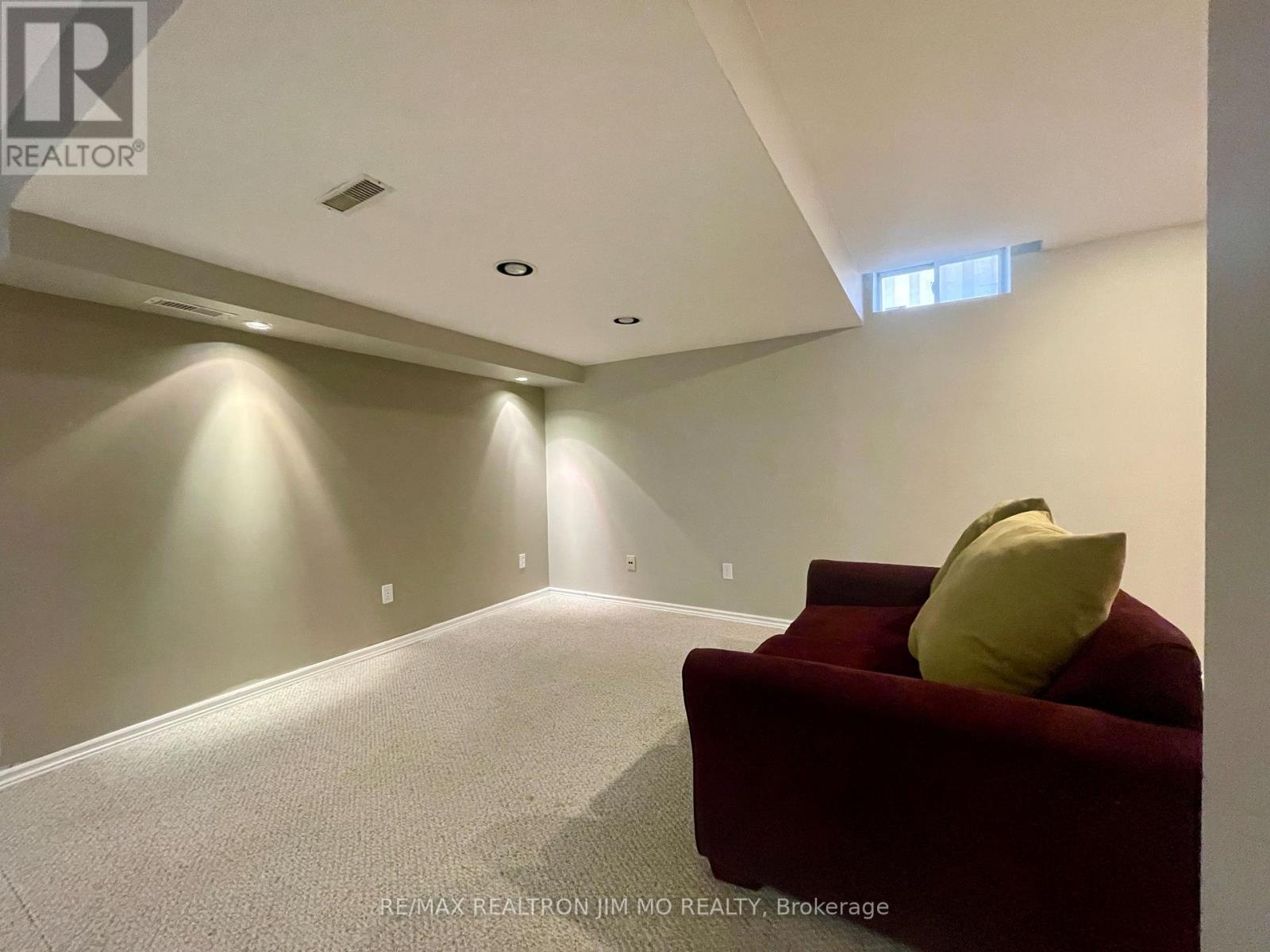 Lower - 824 College Manor Drive Property Photo 6