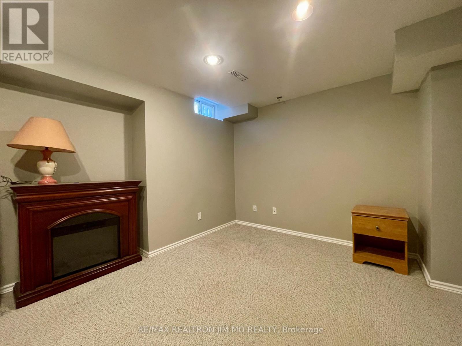 Lower - 824 College Manor Drive Property Photo 8