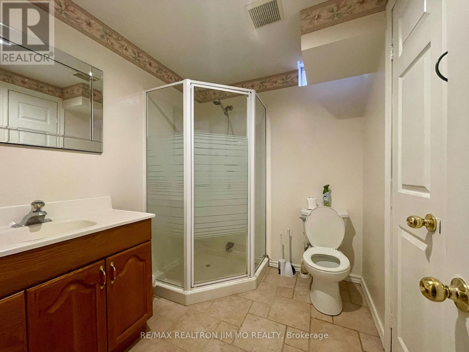 Lower - 824 College Manor Drive Property Photo 12