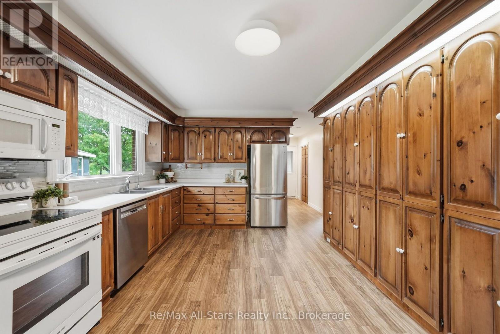 226 Durham Rd 8 Road Property Photo 17
