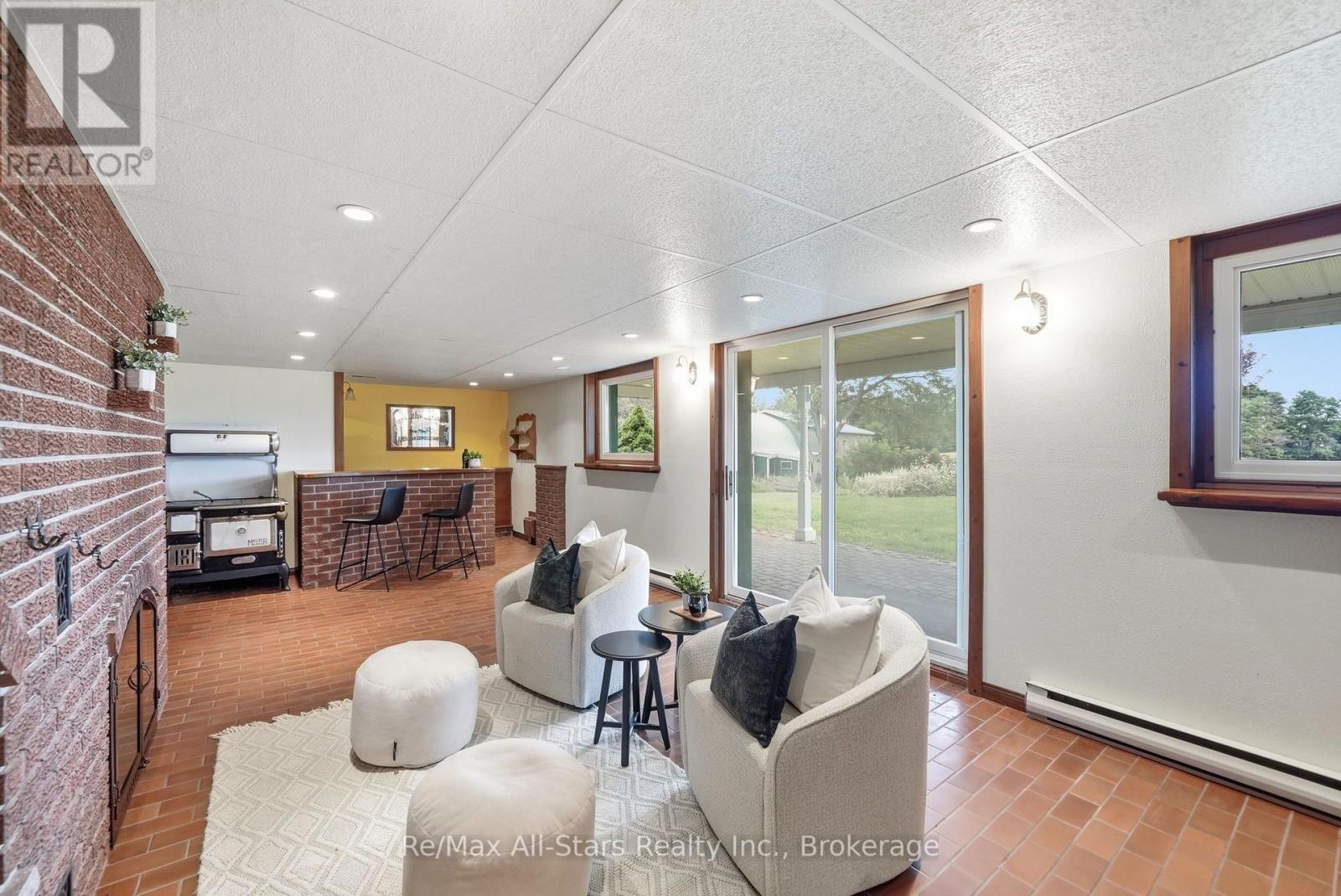 226 Durham Rd 8 Road Property Photo 34