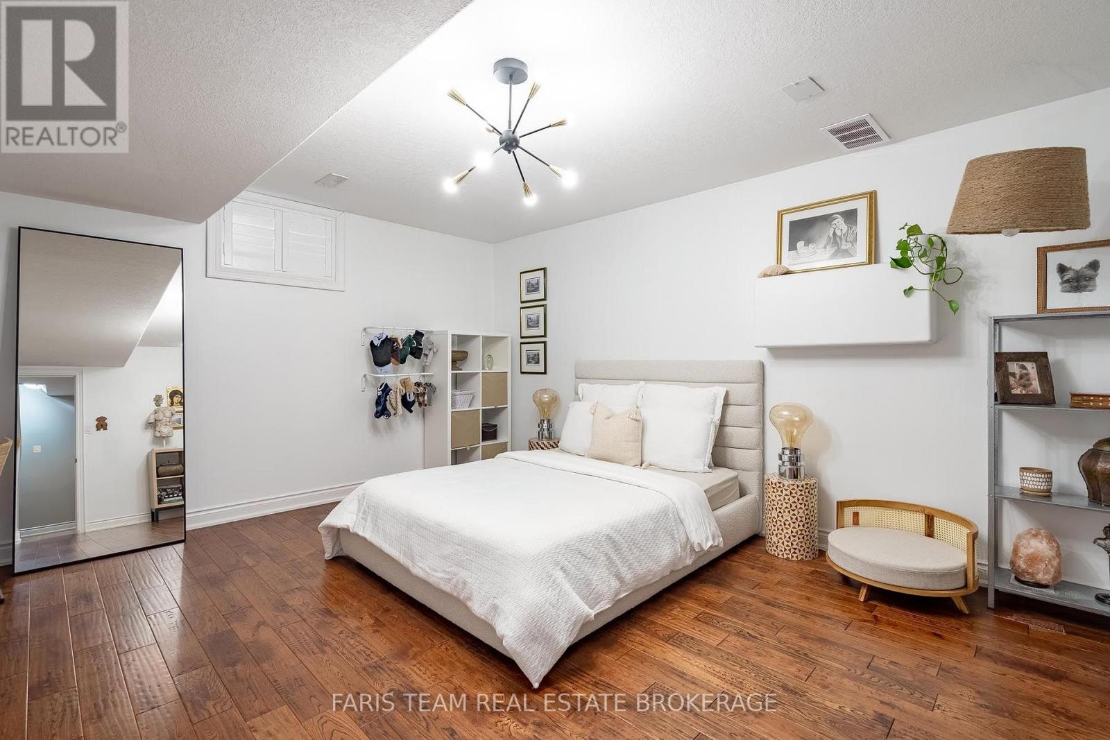 2 Harry Parker Place Property Photo 35