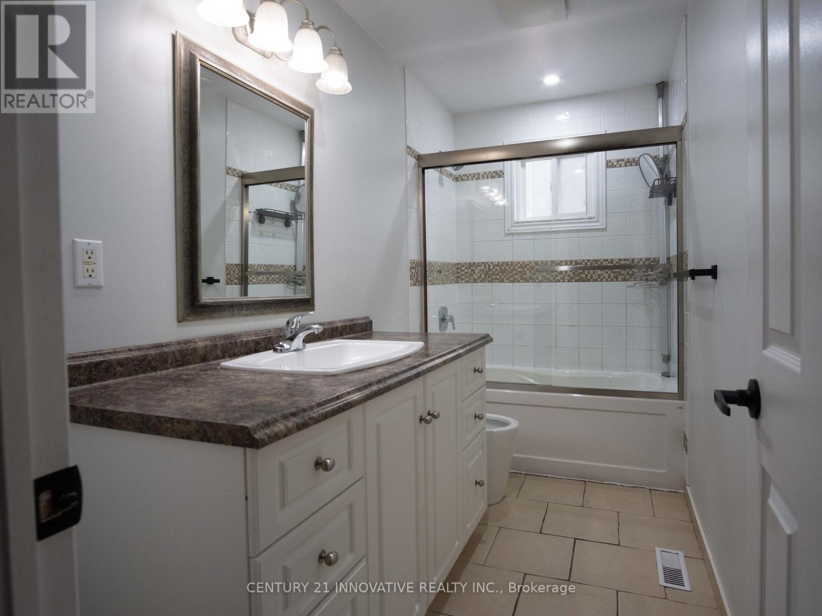 7 Pridham Crescent Property Photo 18