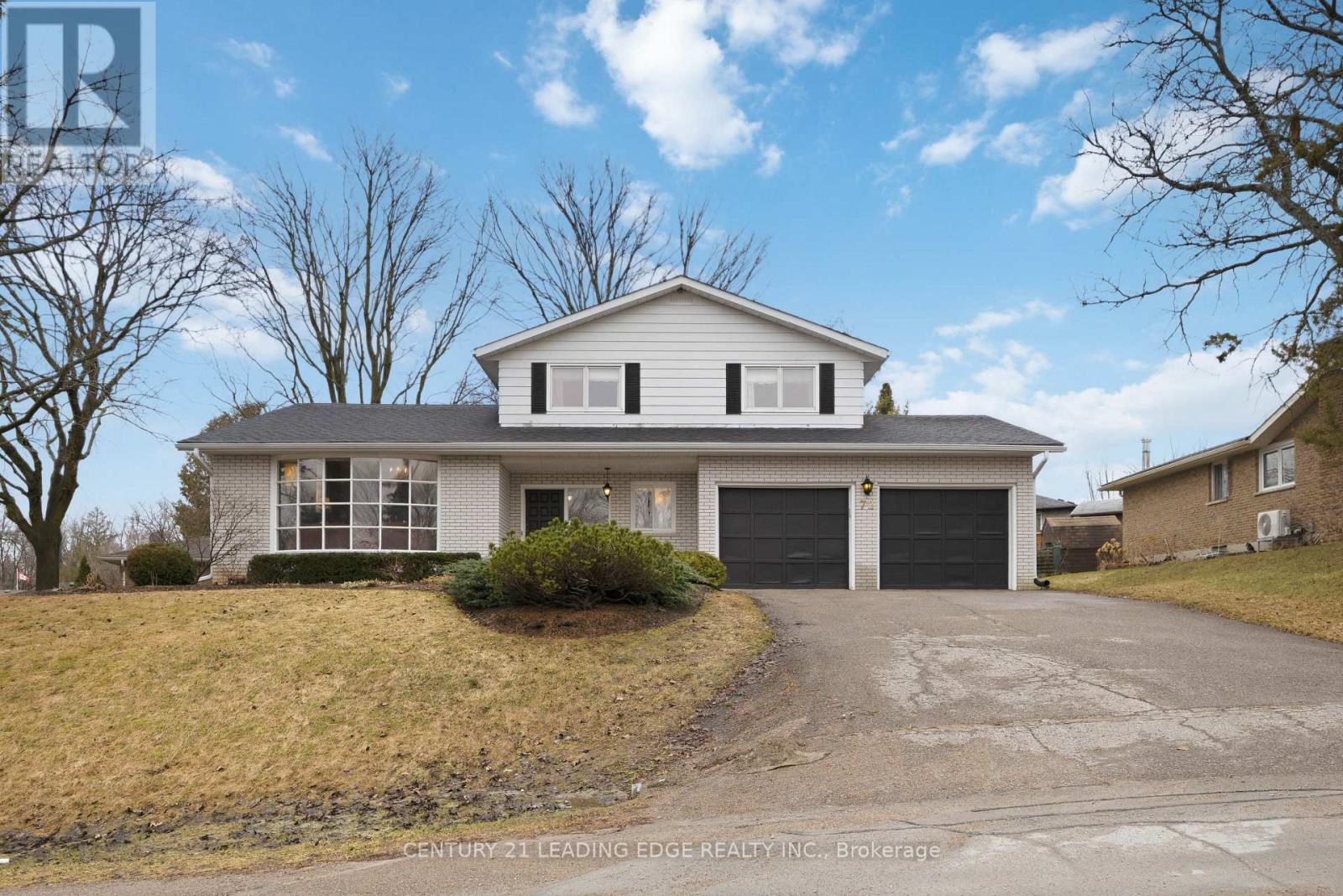 72 Beaver Ridge Drive Property Photo 1