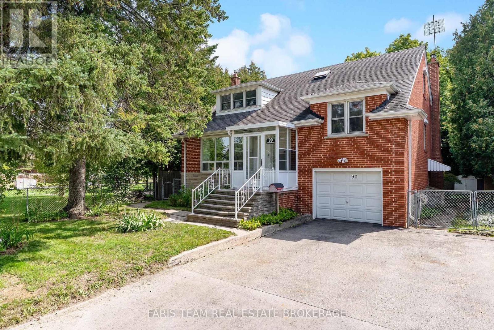 90 Bedford Park Avenue Property Photo 1