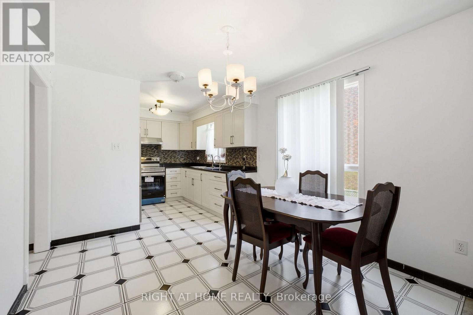 87 William Honey Crescent Property Photo 8