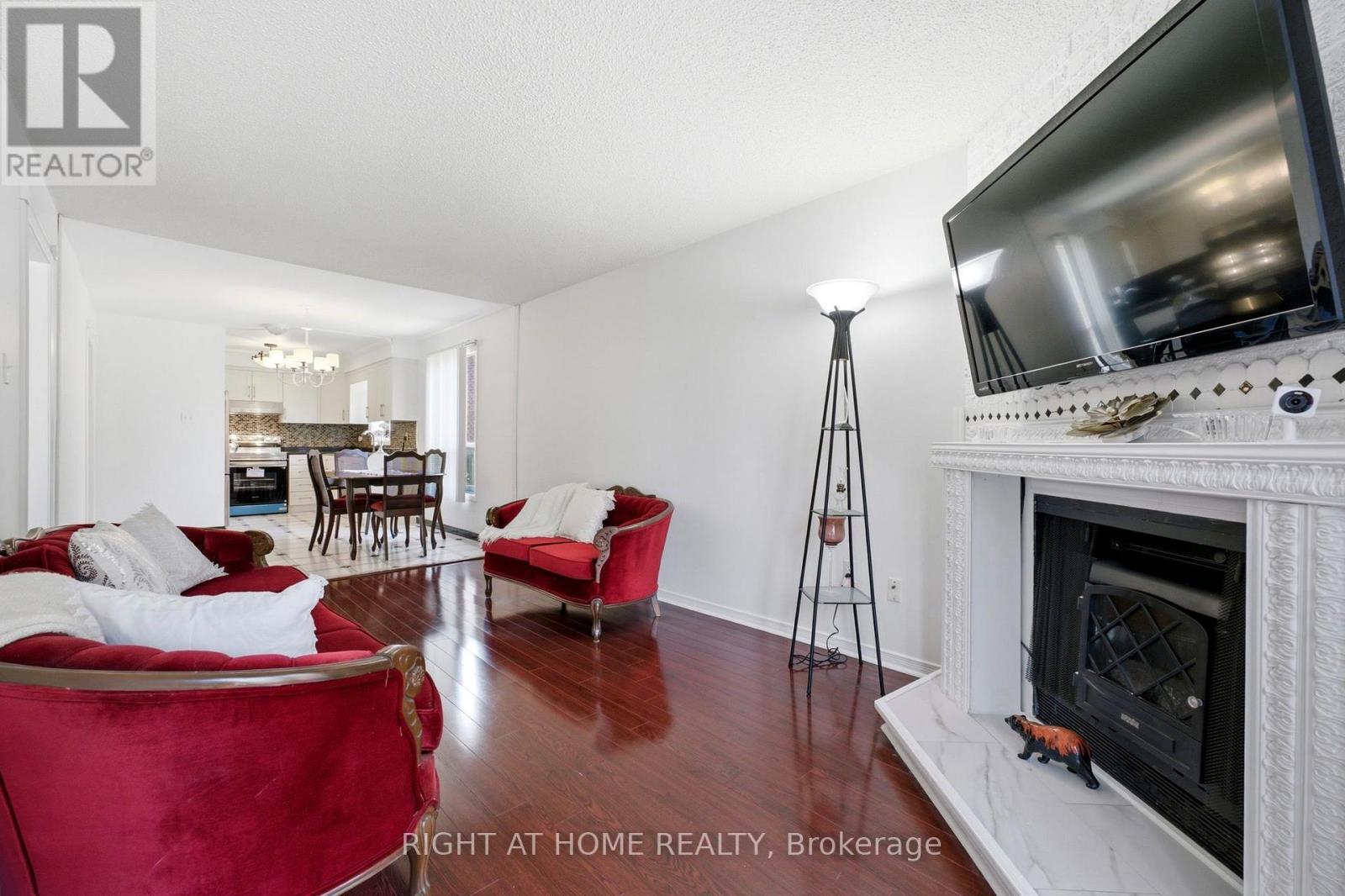 87 William Honey Crescent Property Photo 13