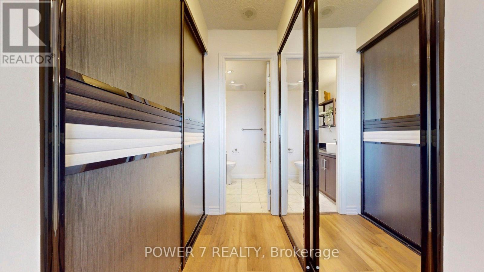 Lph18 - 9015 Leslie Street Property Photo 24