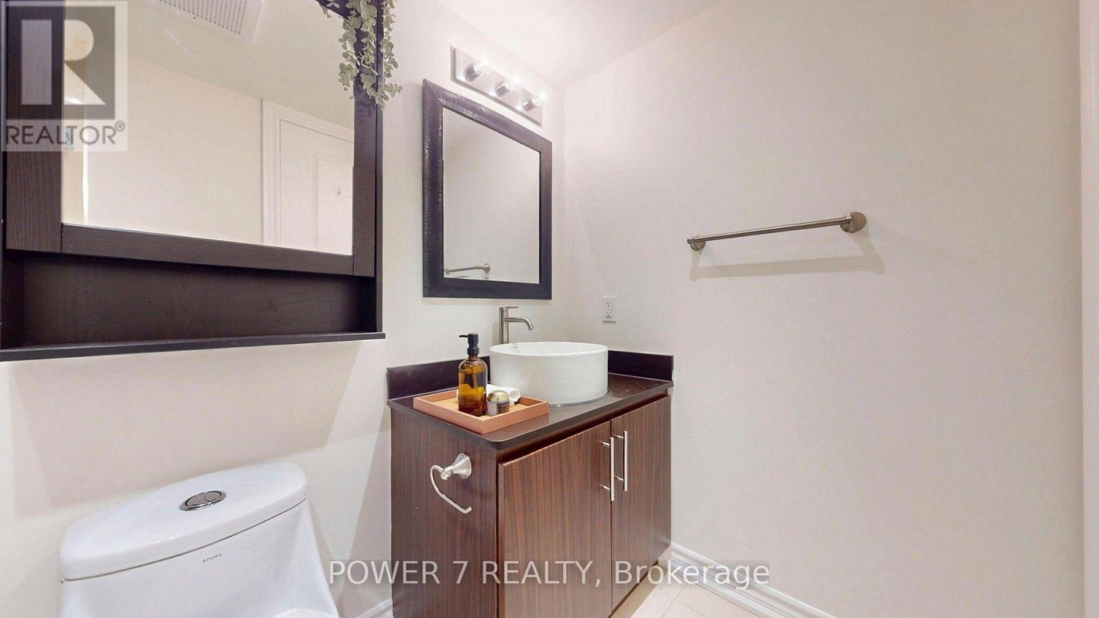 Lph18 - 9015 Leslie Street Property Photo 28