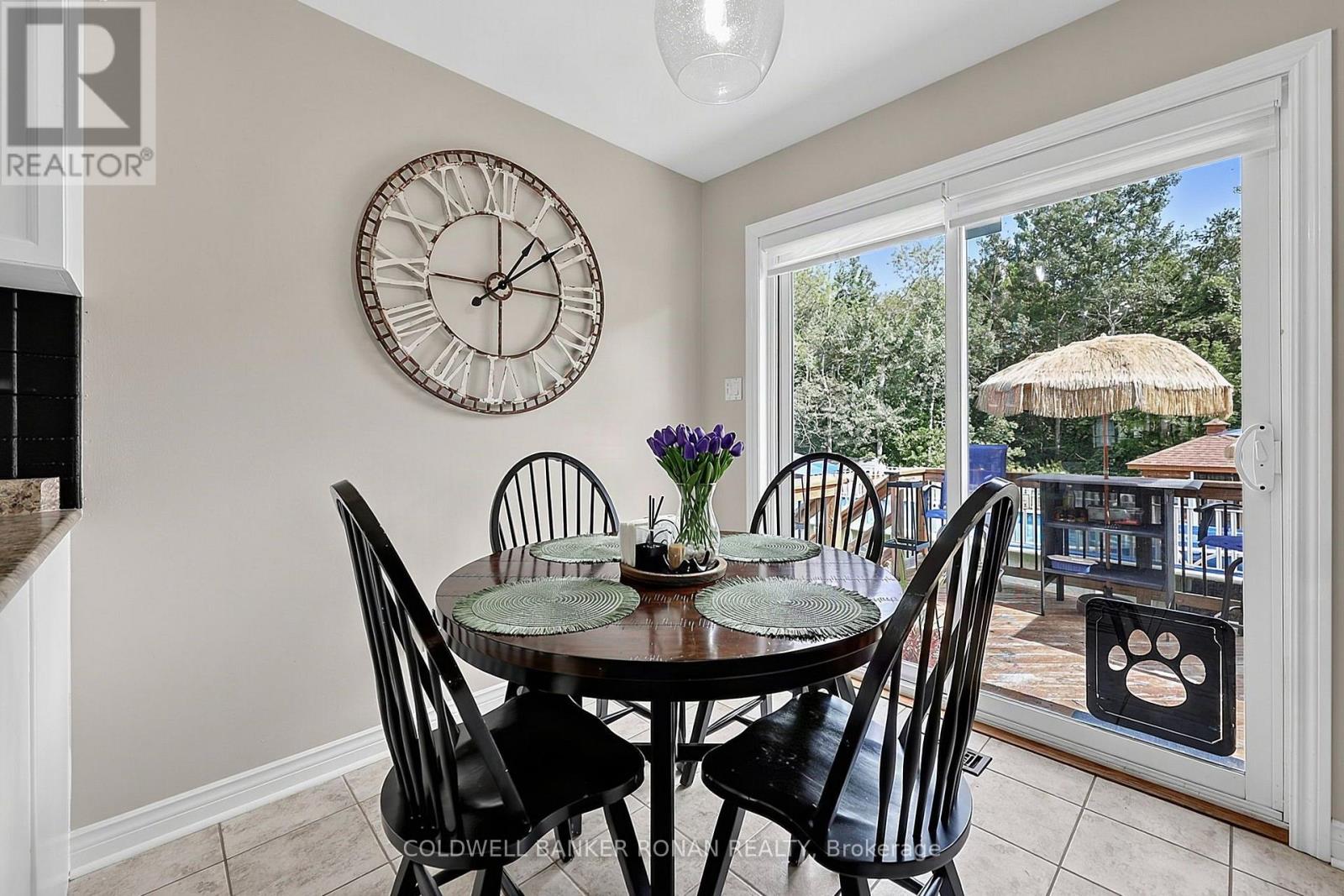 65 Burbank Circle Property Photo 8