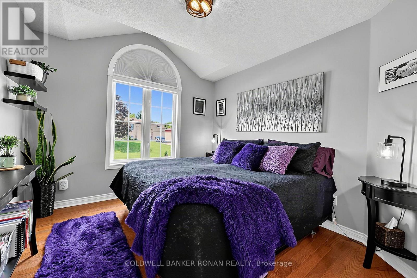65 Burbank Circle Property Photo 14