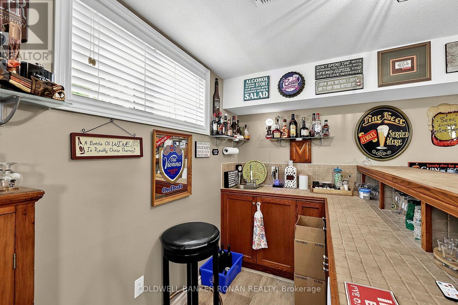 65 Burbank Circle Property Photo 24