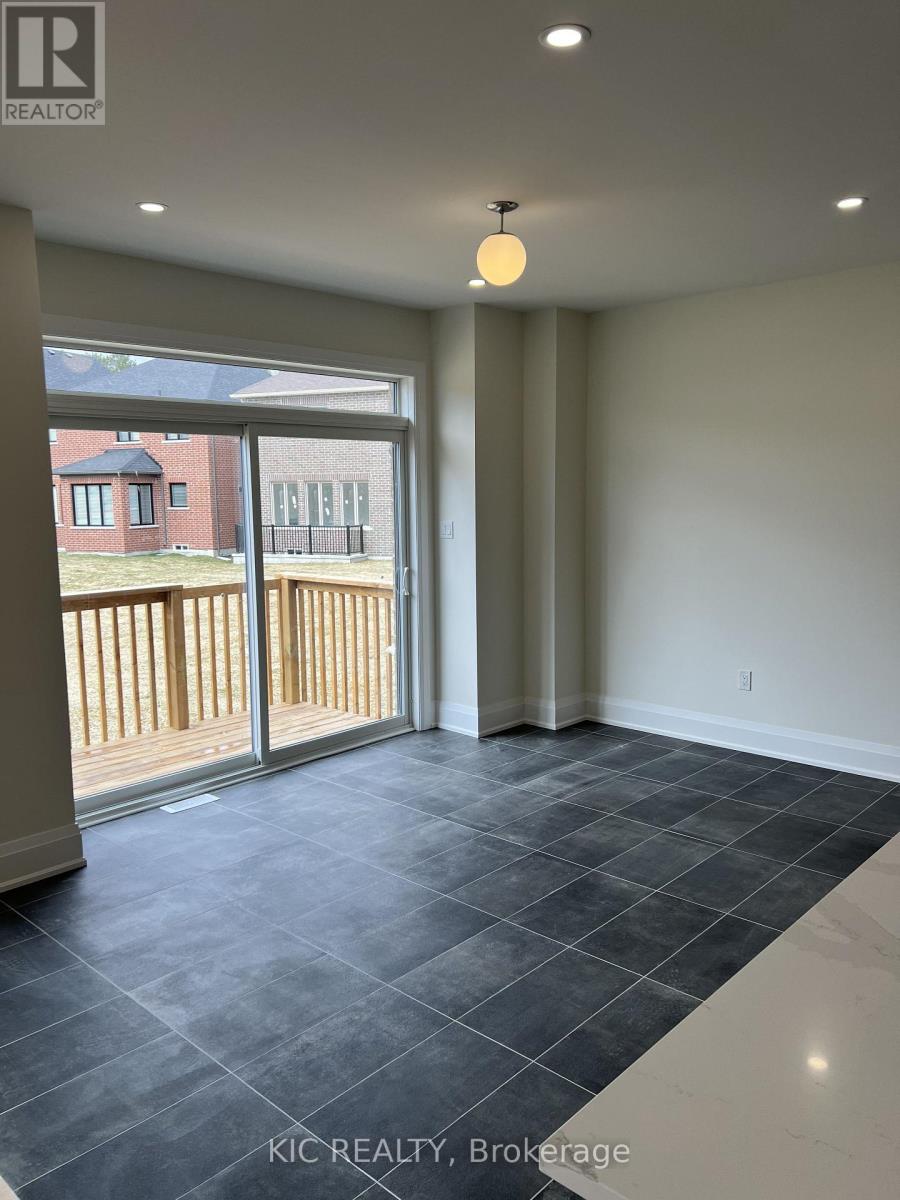 93 Baycroft Boulevard Property Photo 17
