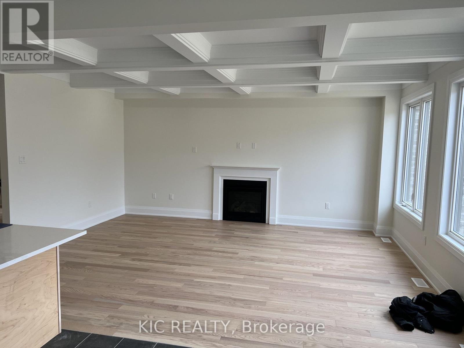 93 Baycroft Boulevard Property Photo 18