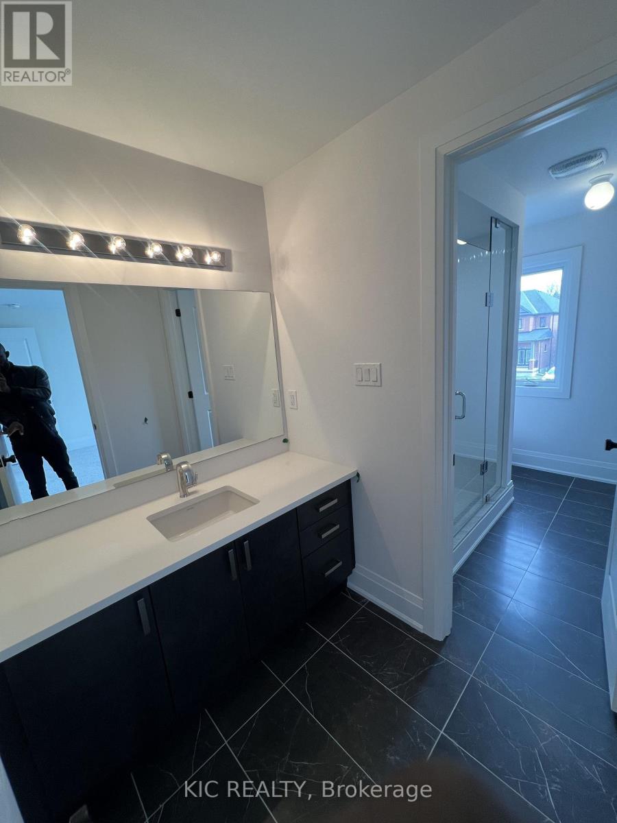 93 Baycroft Boulevard Property Photo 26
