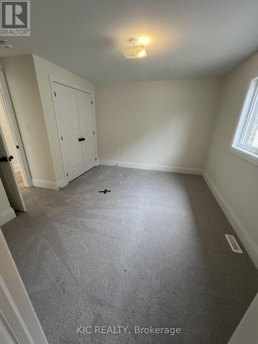 93 Baycroft Boulevard Property Photo 31