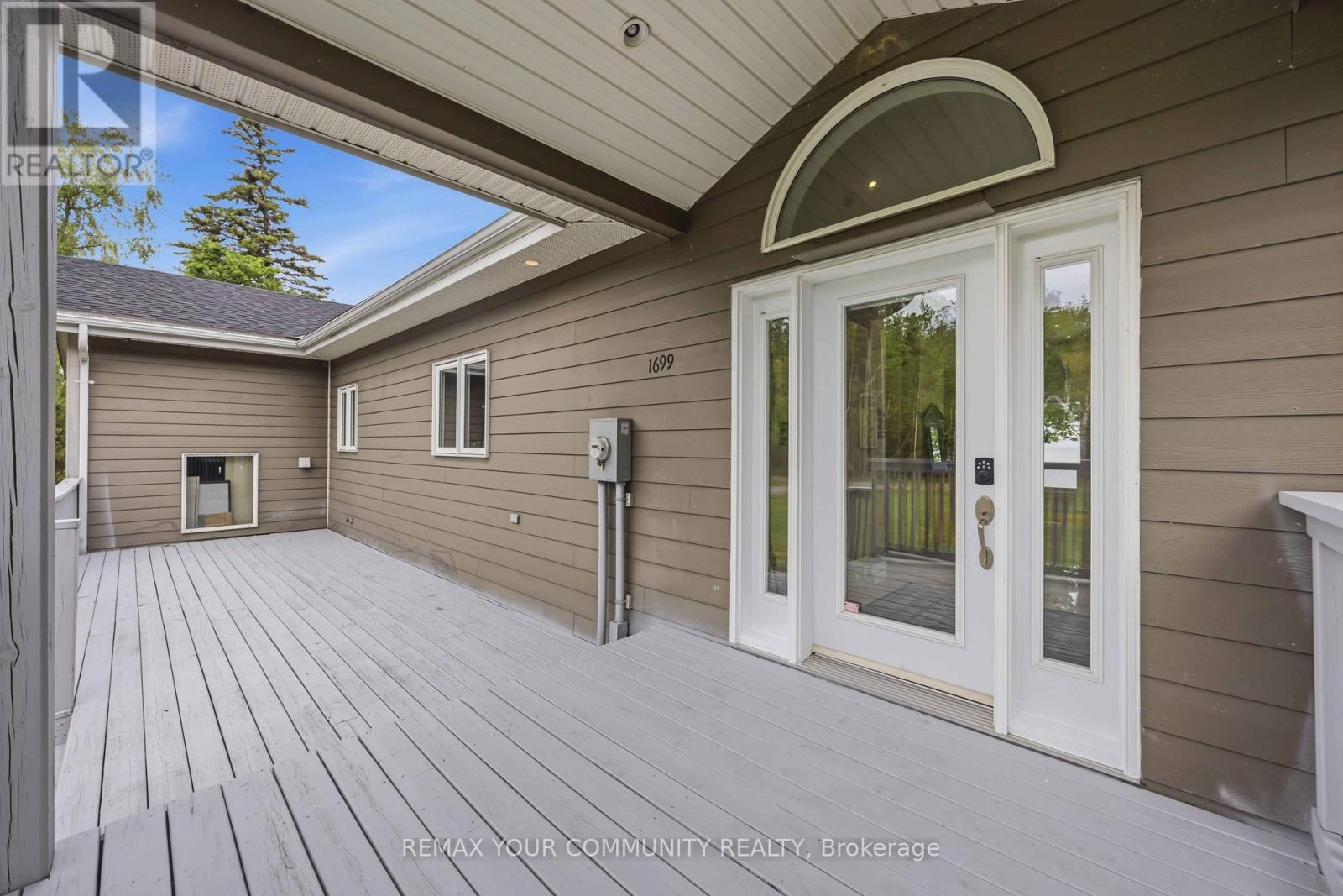 1699 Chief Joseph Snake Road Property Photo 8
