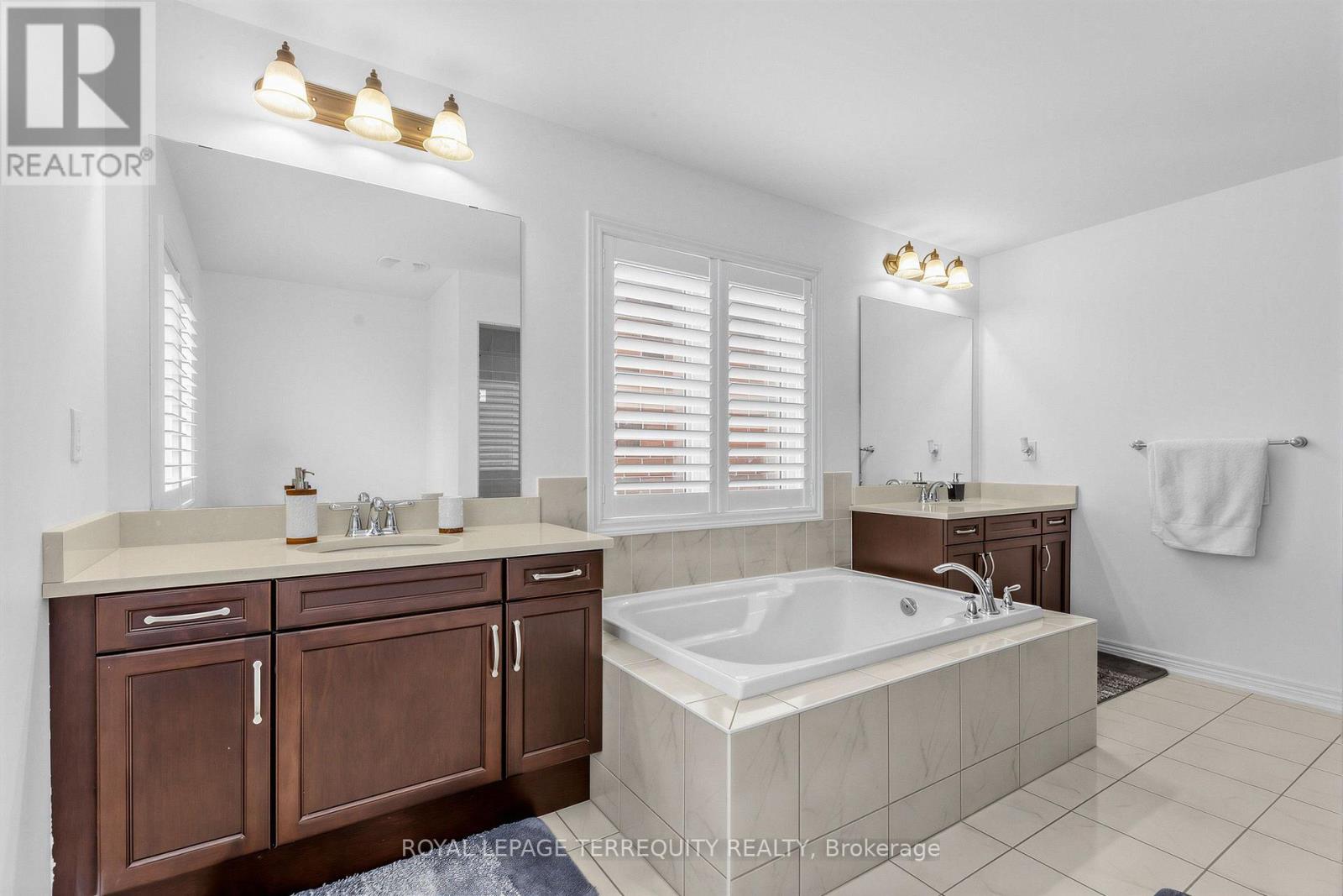 44 Headwind Boulevard Property Photo 19