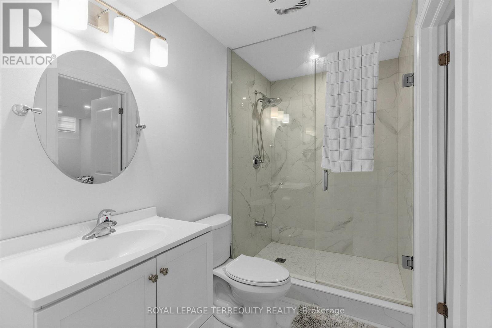 44 Headwind Boulevard Property Photo 32