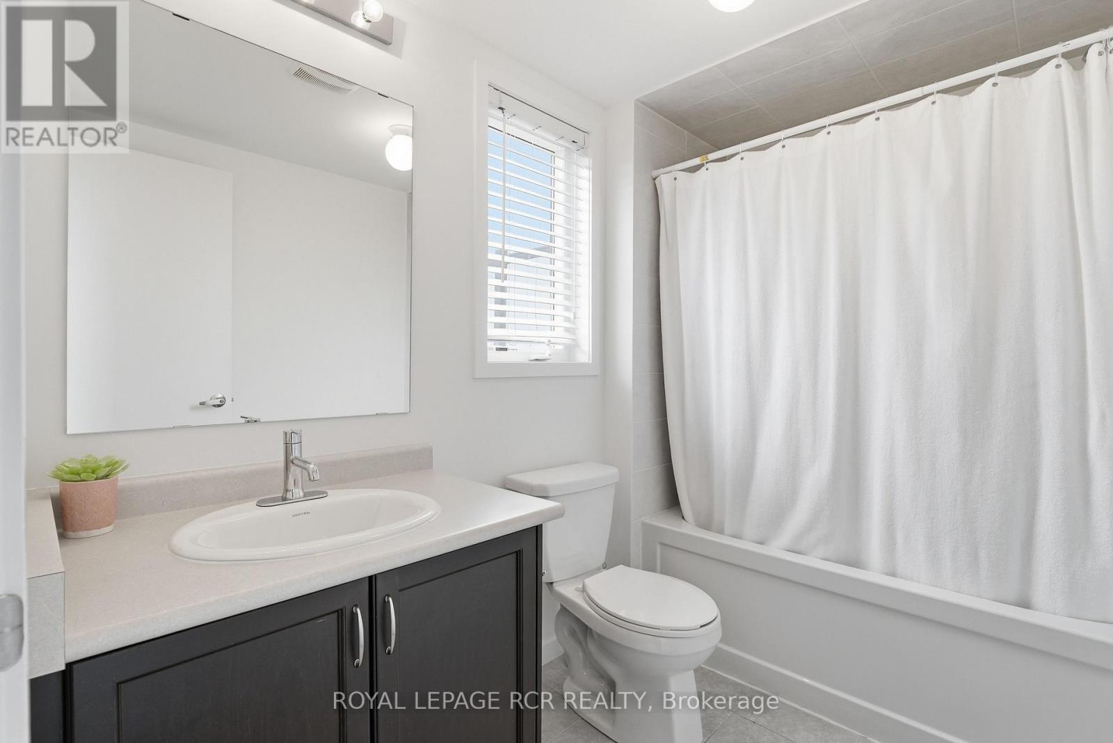 1202 Wellington Street E Property Photo 30