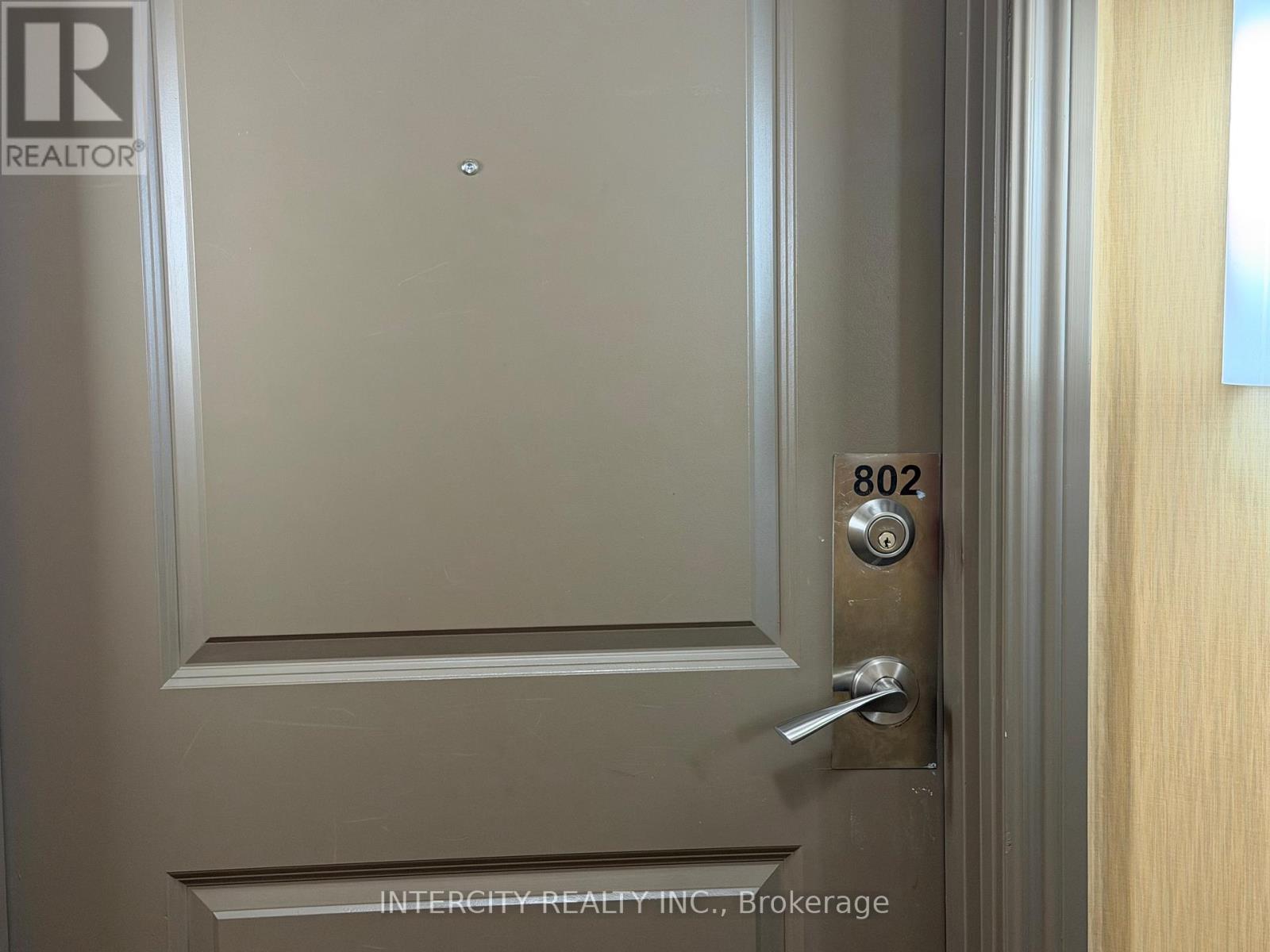 802 - 7730 Kipling Avenue Property Photo 7