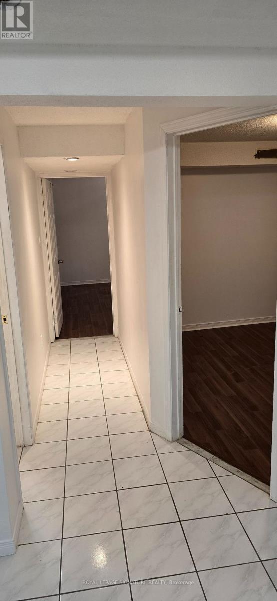Bsmt - 2 Viewmark Drive Property Photo 10