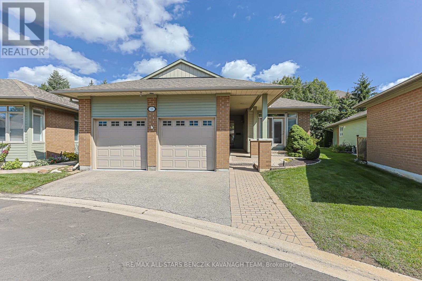 9 Warnock Green Way Property Photo 1