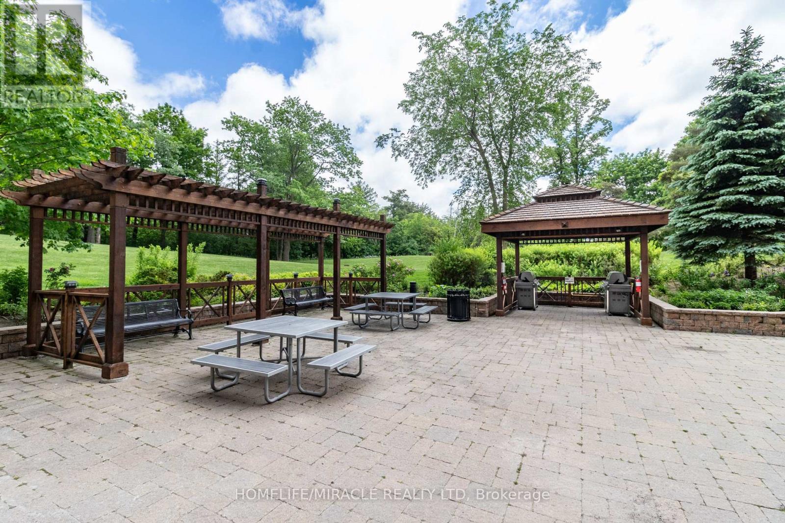 1410 - 9255 Jane Street Property Photo 25