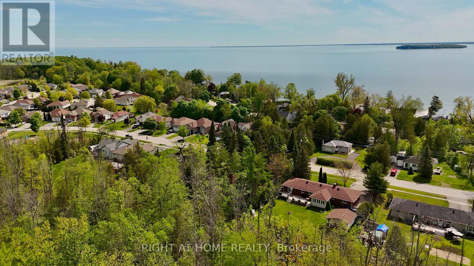 2802 Ireton Street Property Photo 7