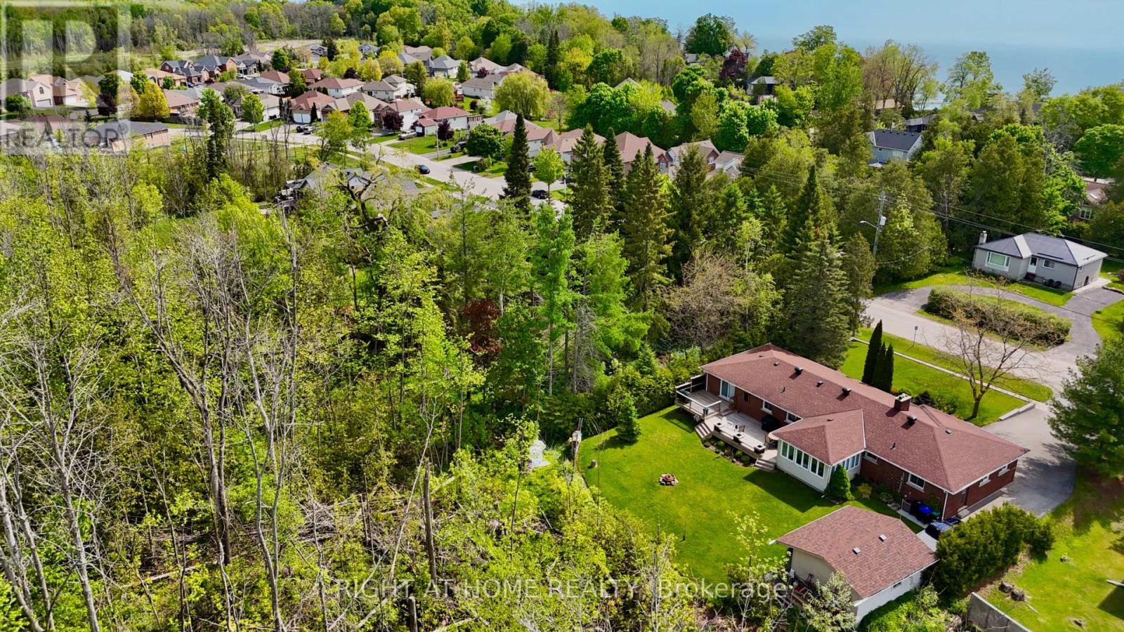 2802 Ireton Street Property Photo 10