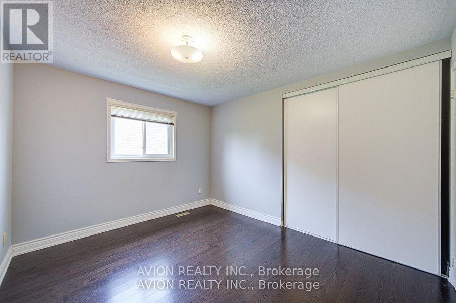 29 Charrington Crescent Property Photo 17