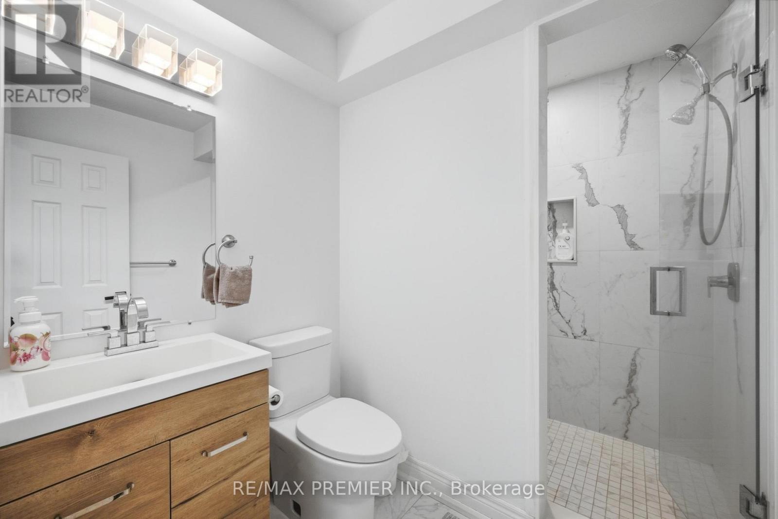 115 William Roe Boulevard Property Photo 7