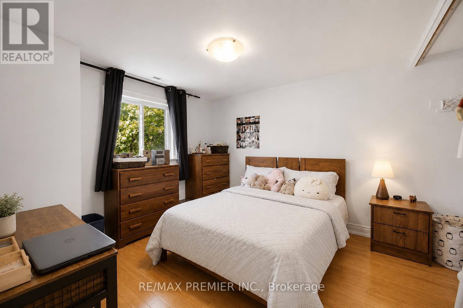 115 William Roe Boulevard Property Photo 27