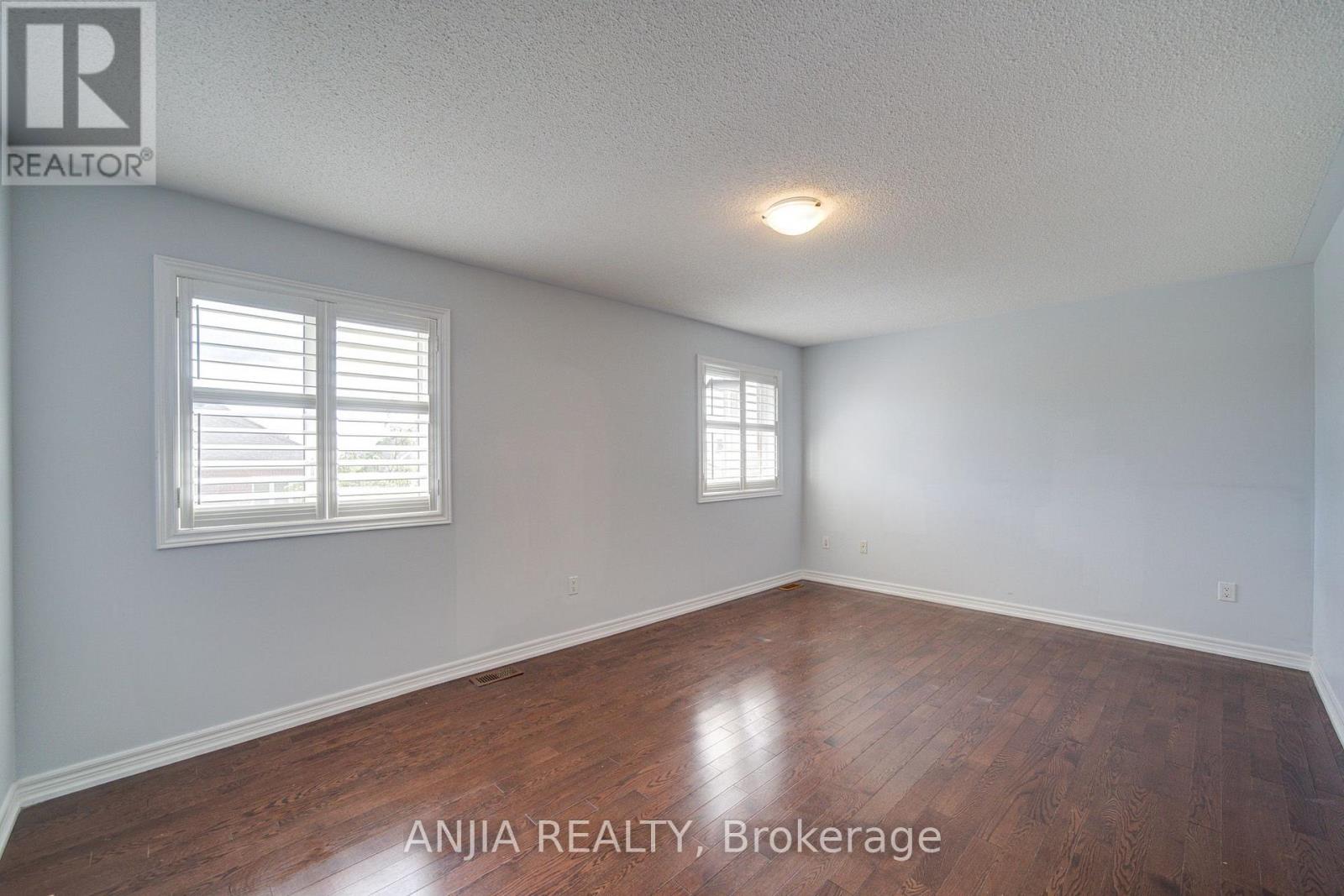74 Batchford Crescent Property Photo 30