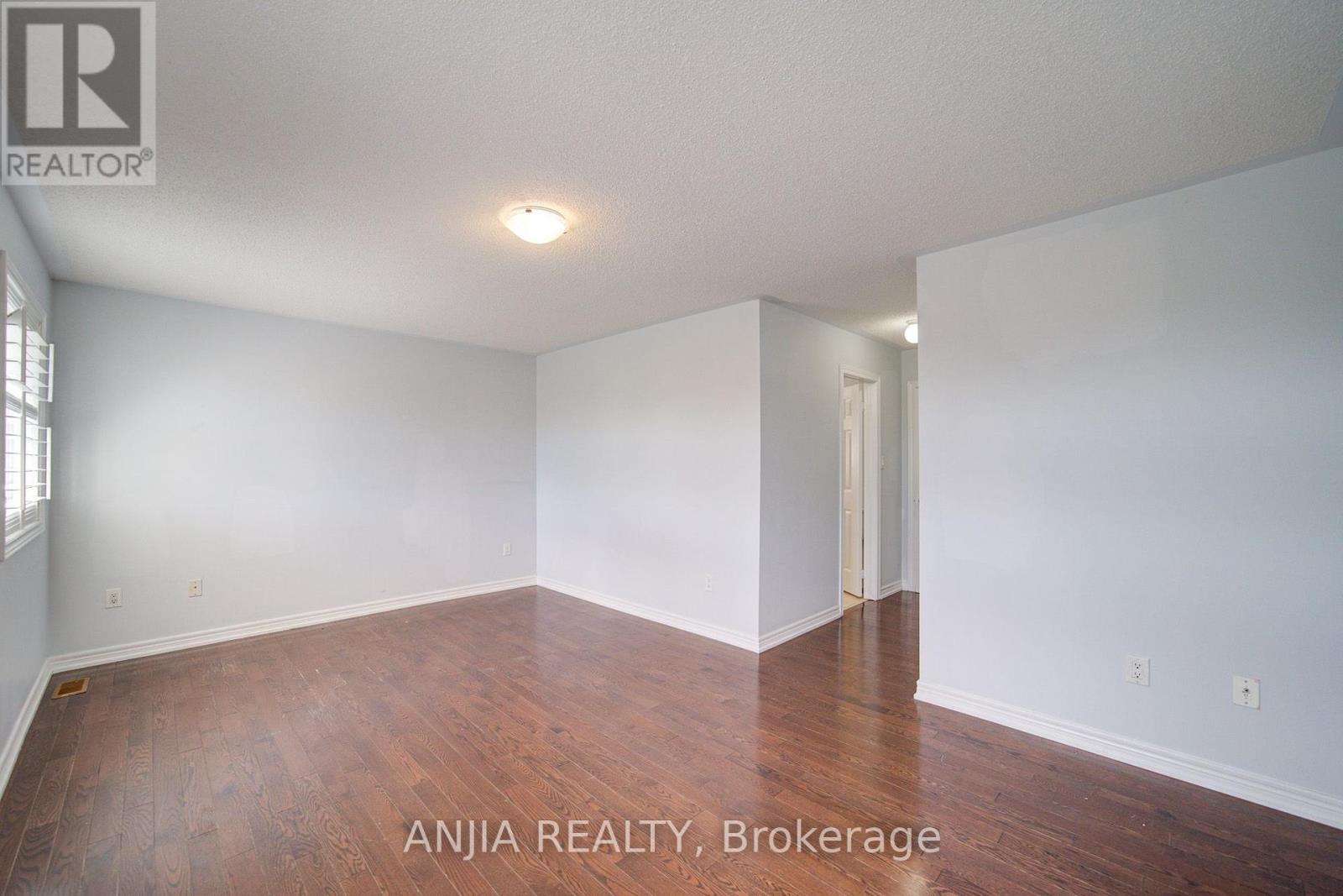 74 Batchford Crescent Property Photo 31