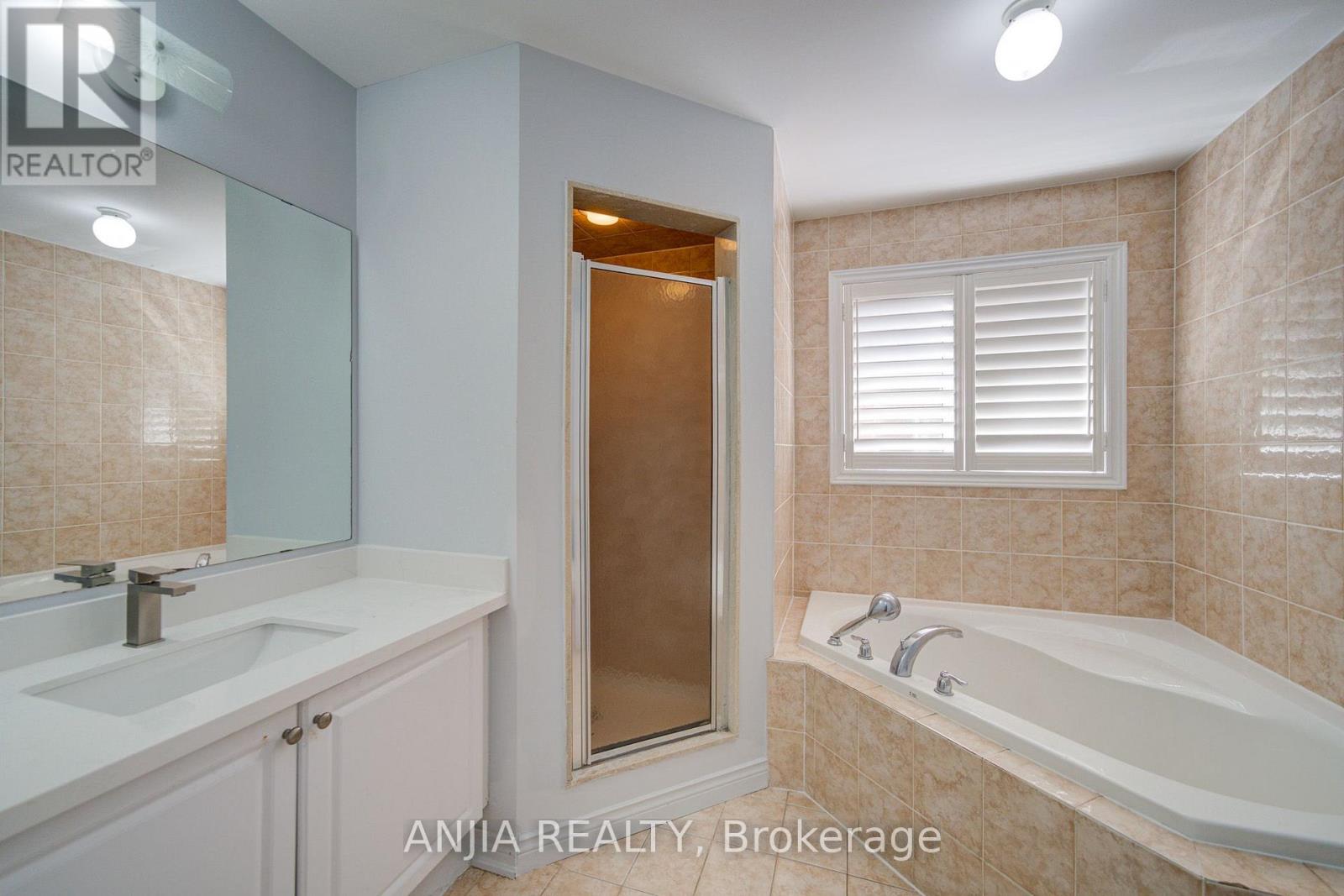 74 Batchford Crescent Property Photo 33