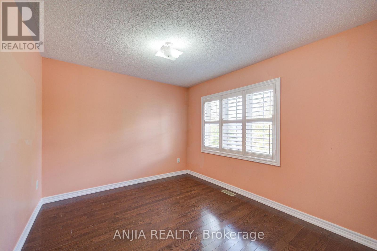 74 Batchford Crescent Property Photo 37