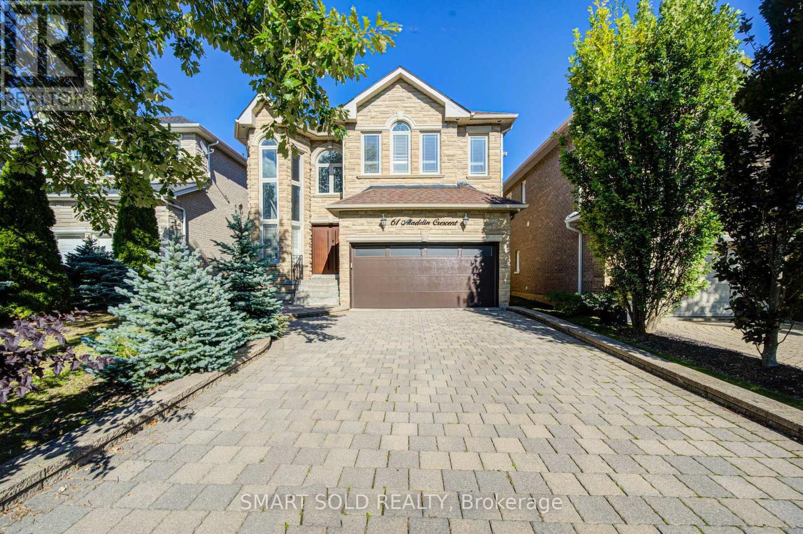 61 ALADDIN CRESCENT