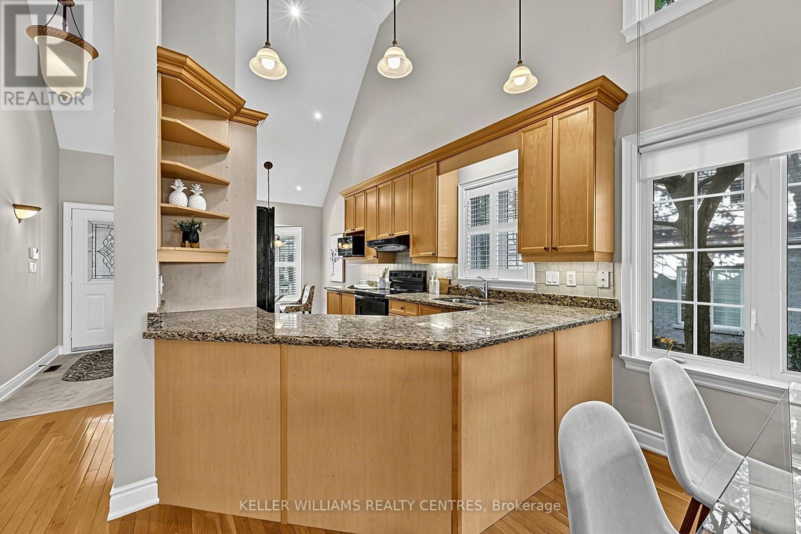 10 - 353 Terry Carter Crescent Property Photo 16