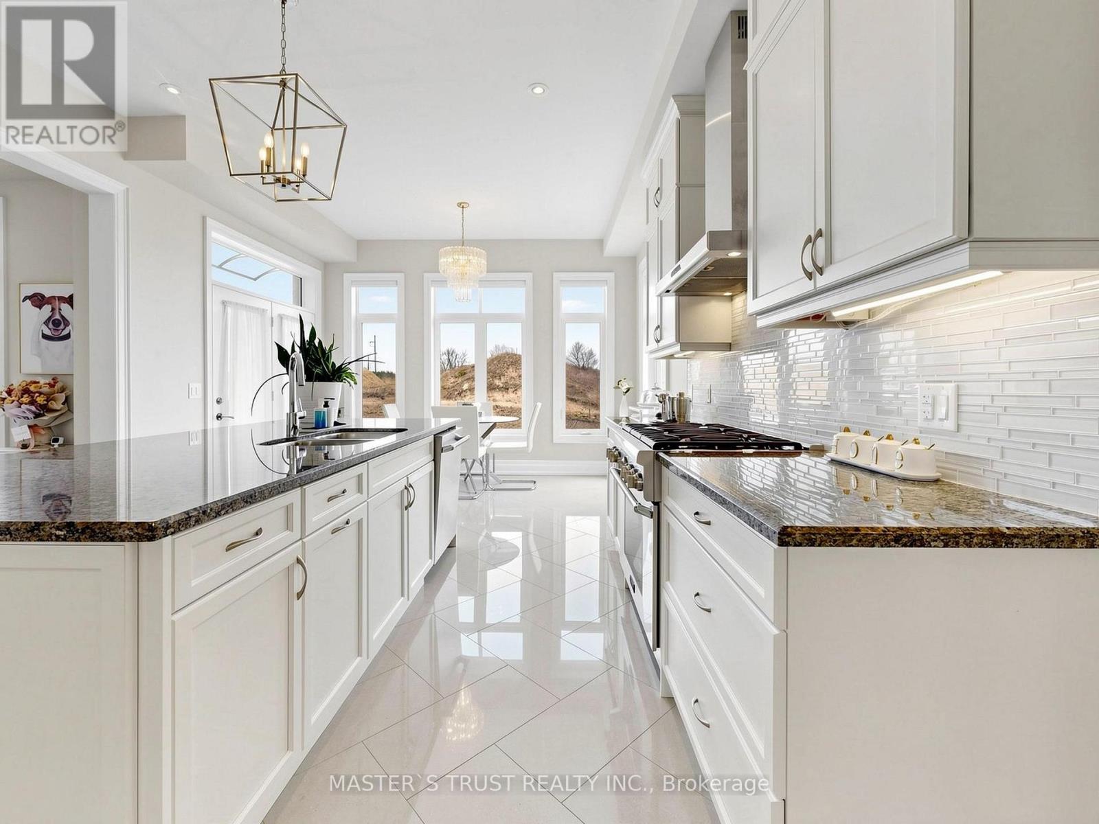 61 Grange Drive Property Photo 12