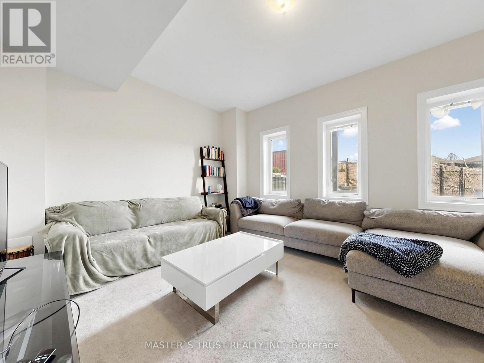 61 Grange Drive Property Photo 46