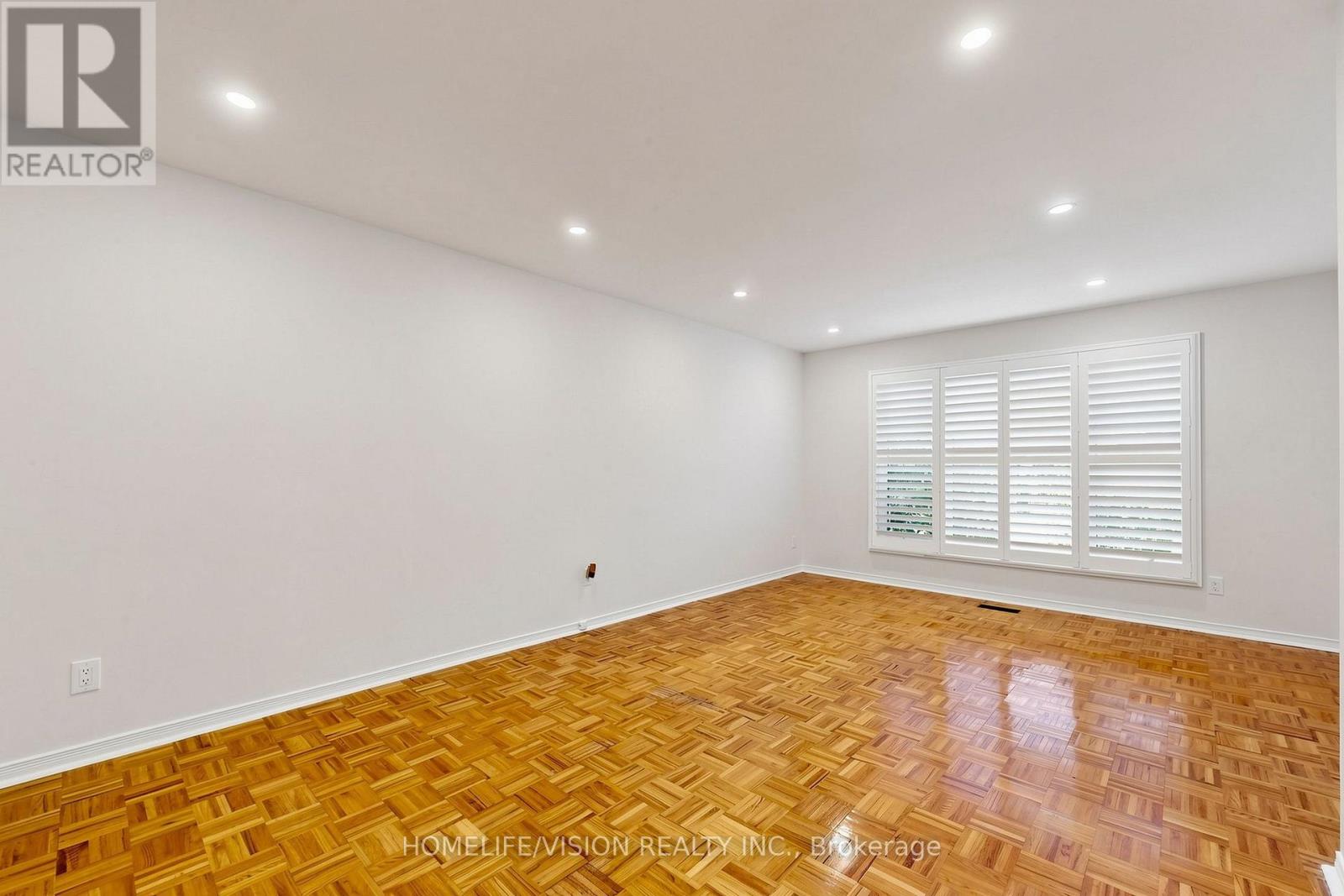 60 Carrington Drive Property Photo 8