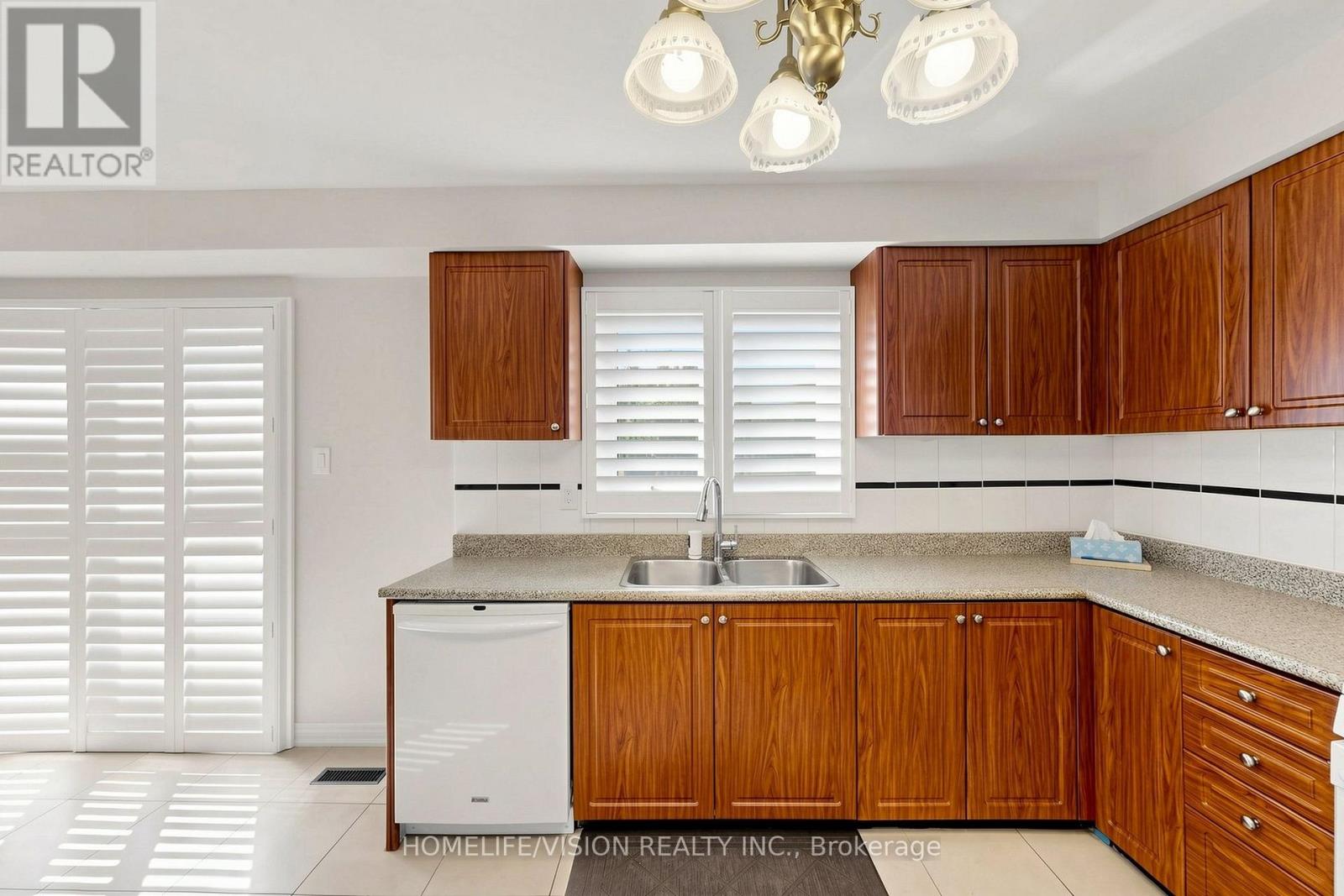 60 Carrington Drive Property Photo 14