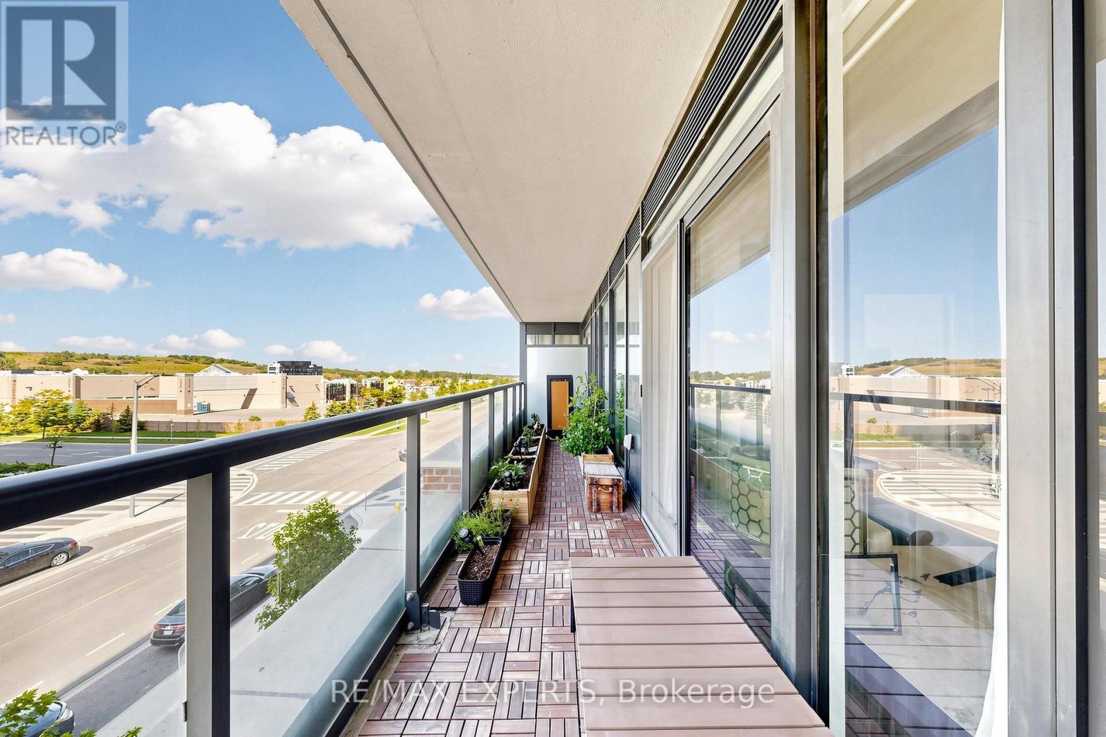 302 - 99 Eagle Rock Way Property Photo 20