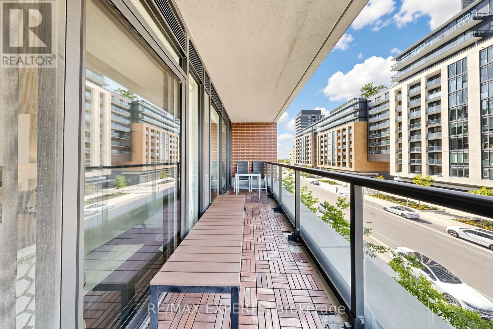 302 - 99 Eagle Rock Way Property Photo 21