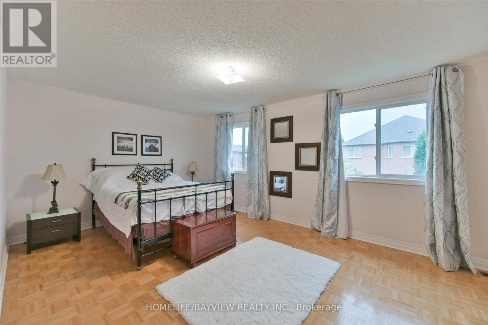 26 Honeyview Street Property Photo 18