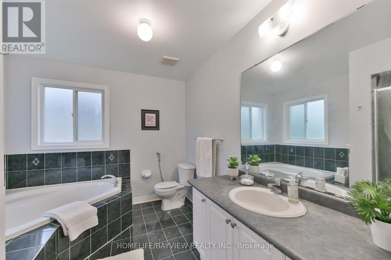 26 Honeyview Street Property Photo 20