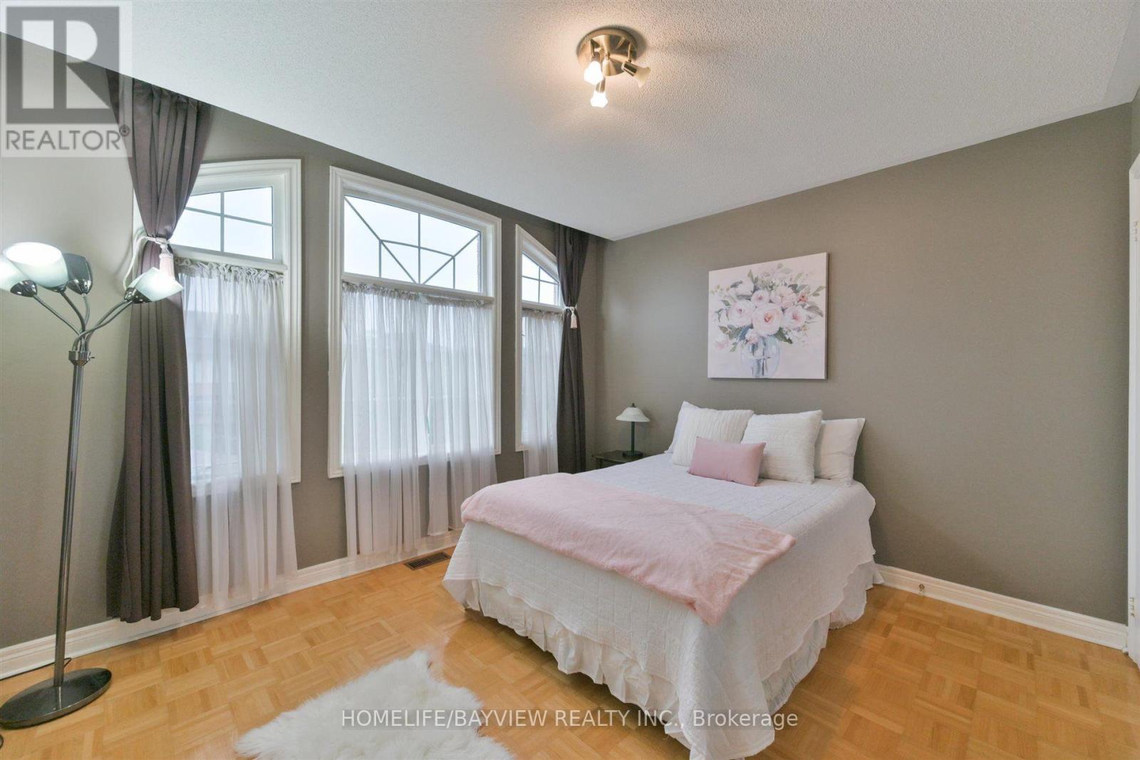 26 Honeyview Street Property Photo 25